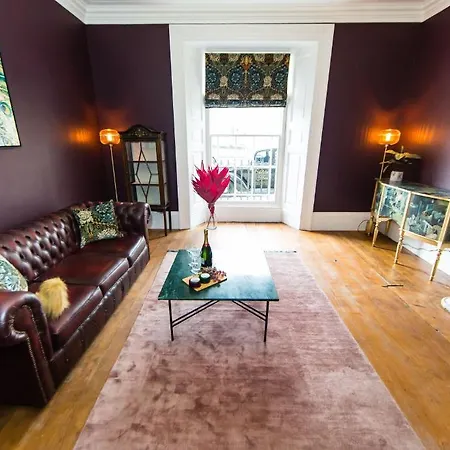 Skeldale House: 'All Creatures' Luxury Apartments in Yorkshire Dales-2
